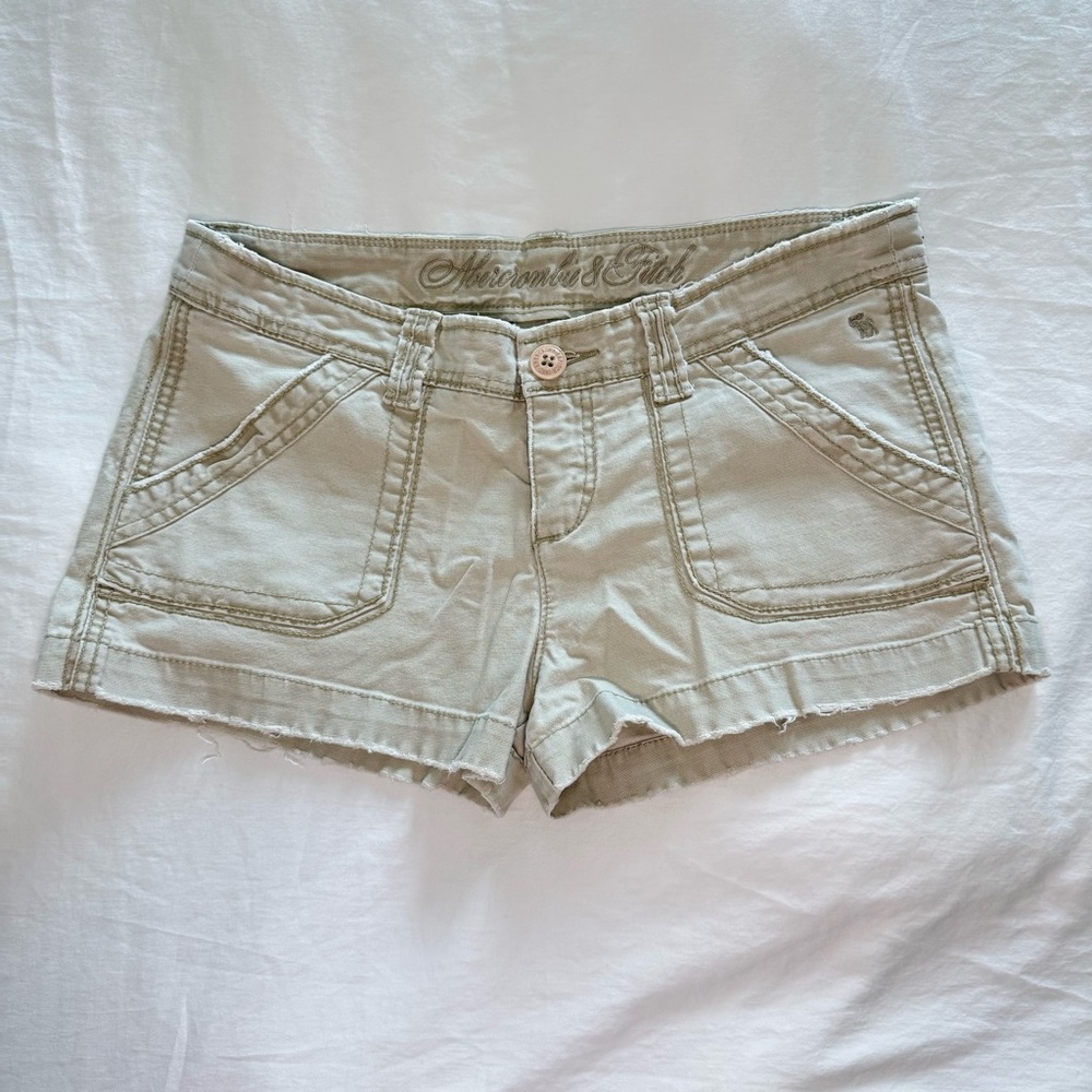 Abercrombie & Fitch Tan Cargo Shorts Relaxed Fit